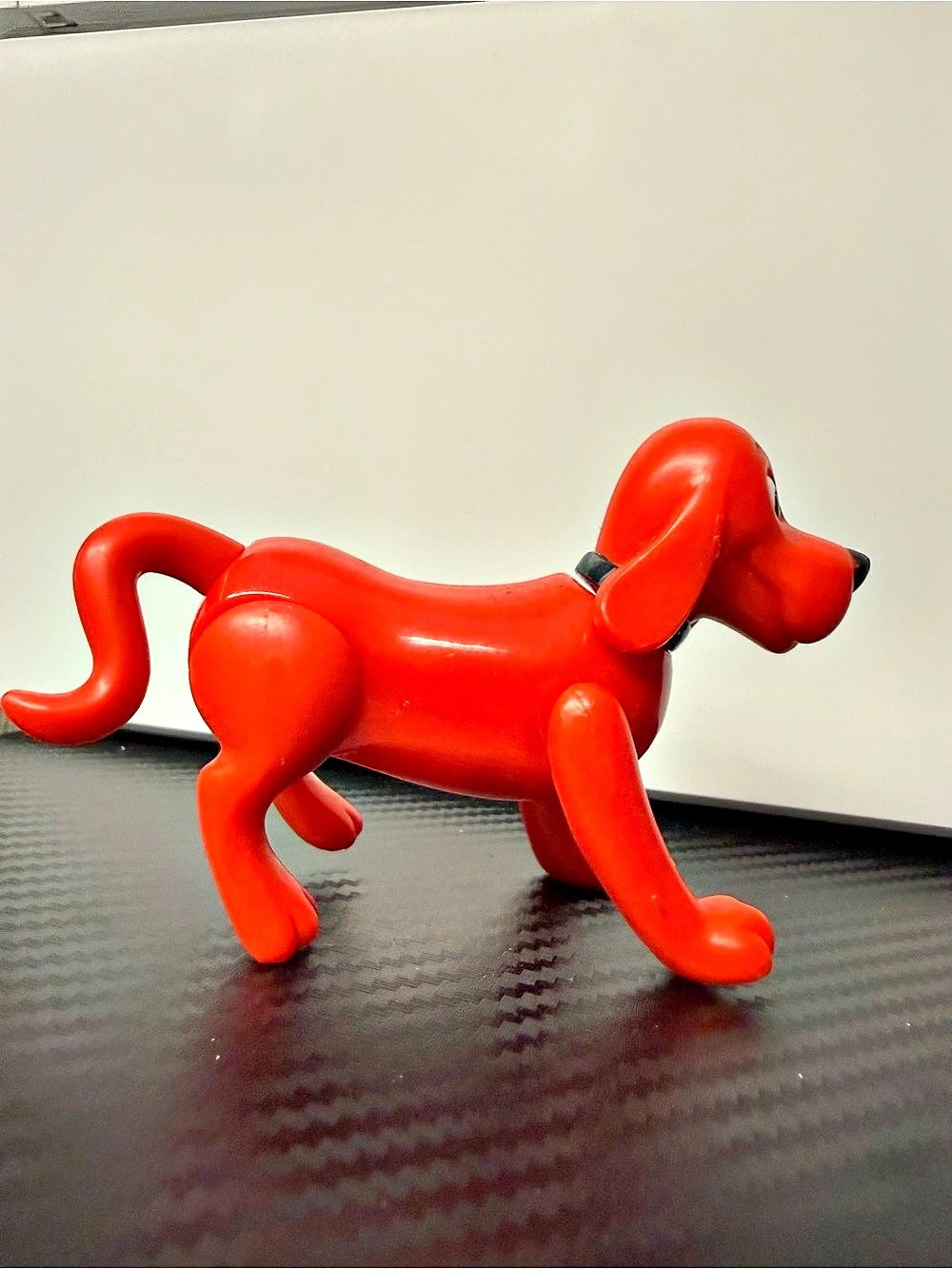 Scholastic Clifford the Big Red Dog Plastic Figure Red & Black